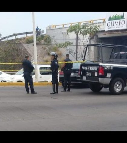 Asesinan a hombre en López Mateos frente a Bugambilias