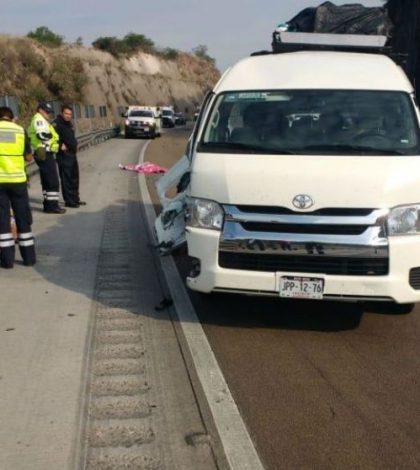 Mueren tres personas durante choque en la México-Querétaro