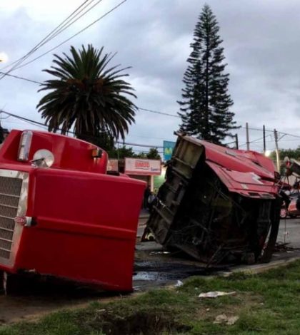 Volcadura en la Lechería-Texcoco deja un muerto y al menos 5 heridos