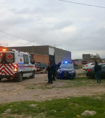 Dos muertos y tres heridos en  balacera en salón de eventos