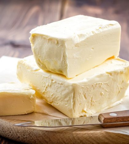 ¿Qué es la margarina?, te decimos de que está hecha