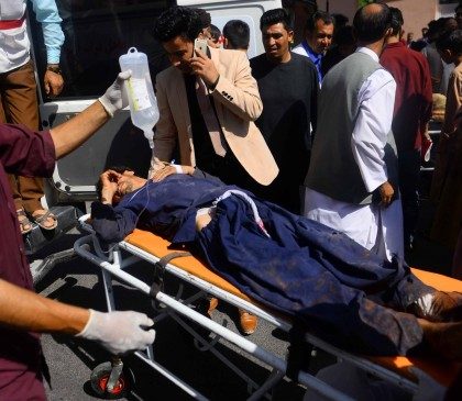 Explosión de mina al paso de un bus deja 34 muertos en Afganistán
