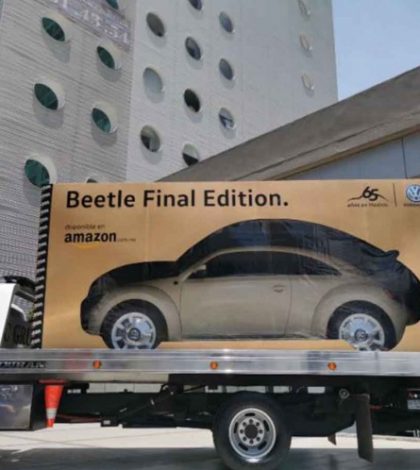 El mexicano que adquirió el primer Beetle por Amazon