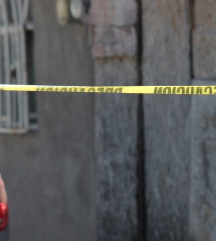 Matan en estacionamiento a comandante de policía en Silao