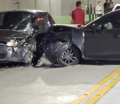Aparatoso accidente dificultó movilidad en Túnel de Oriente