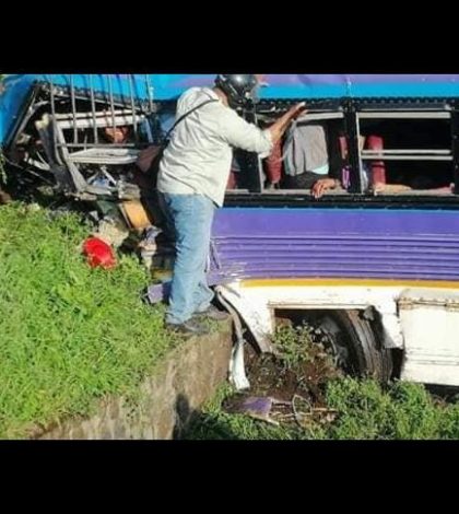 Mueren cuatro personas  en accidente de autobús  en Nicaragua