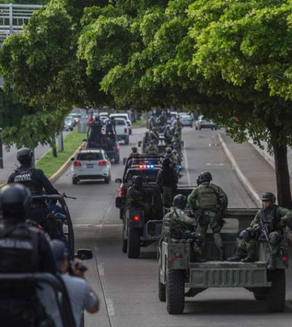 Realizan militares recorridos de vigilancia en Culiacán