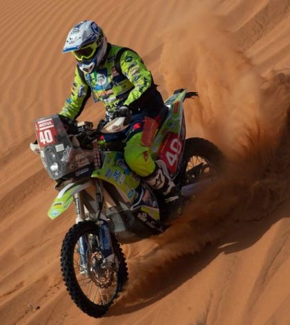 Motociclista fallece tras estrellarse hace días en el Rally Dakar