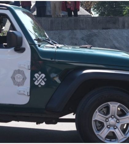 Arrestan a mujer armada en centro comercial de Iztapalapa