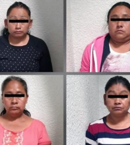 Mujeres amagan con cuchillo a  empleada y roban tienda en Amecameca