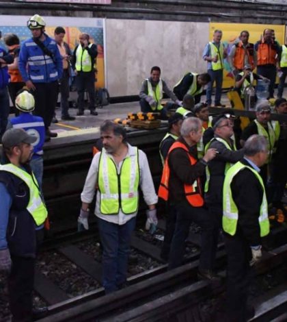 #Video: Llevan al taller 10 vagones de trenes chocados del metro