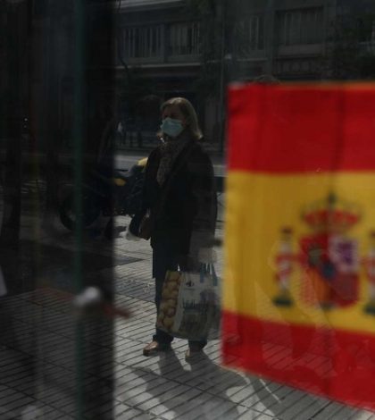 España alarga cuarentena, pero relaja medidas para niños