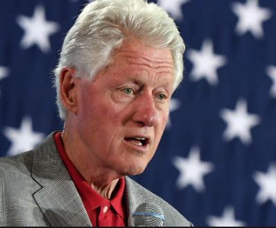 Trabajador de Jeffrey Epstein vincula a Bill Clinton con las fiestas en la isla