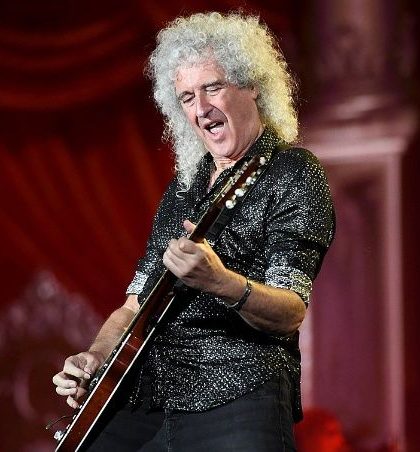 Brian May de Queen toca en vivo su solo de guitarra “Last Horizon”