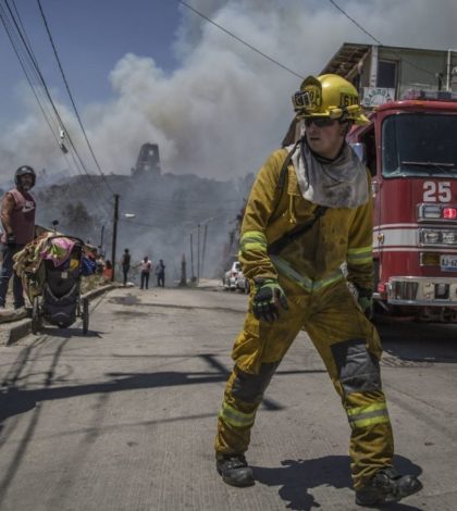 Mueren dos militares que combatían incendios forestales en Tijuana