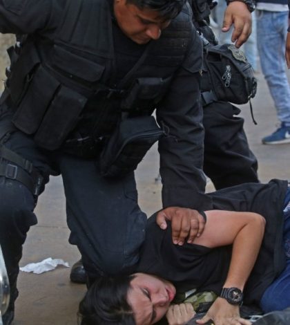 Denuncian desaparición de detenidos  en protestas contra policías en México