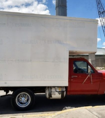 Recuperan cargamento de 7 mil latas de cerveza en Tecámac