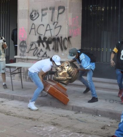 No sólo vandalismo sino también rapiña en Congreso