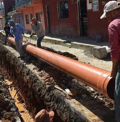 Autoridades entregan rehabilitación de drenaje en la colonia Los Arbolitos