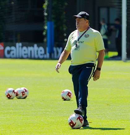 América: Piojo Herrera firmaría contrato lunes o martes