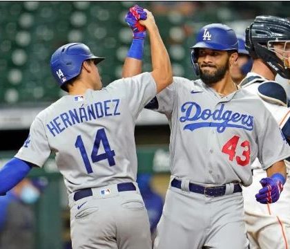 Ríos jonronea y los Dodgers vuelven a ganar a los Astros
