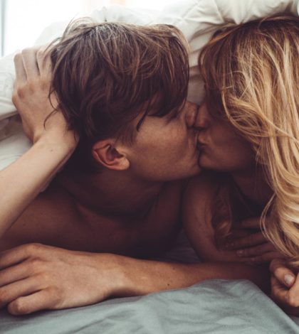 Por qué es mejor el sexo por la  mañana (y el aliento no es una excusa)