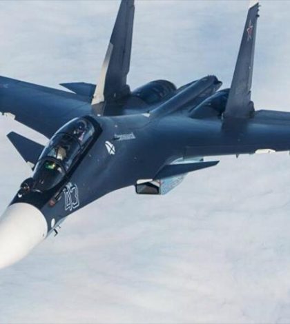 Caza ruso intercepta aviones espía de OTAN sobre el mar Negro