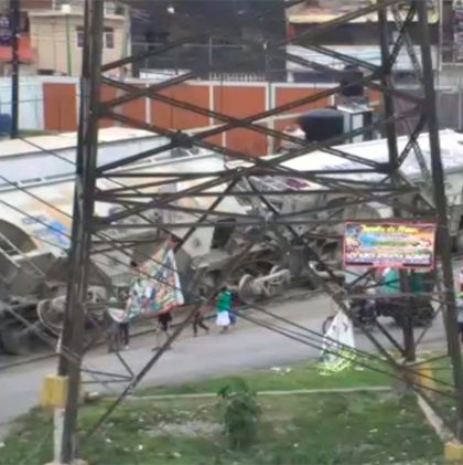 Descarrilan vagones de tren en Nezahualcóyotl, Estado de México