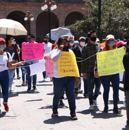 Normalistas denuncian  irregularidades en la  entrega de plazas docentes