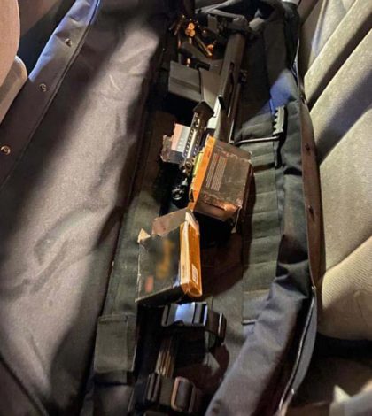 Mujer intenta entrar a México con un fusil Barrett y ocho mil cartuchos