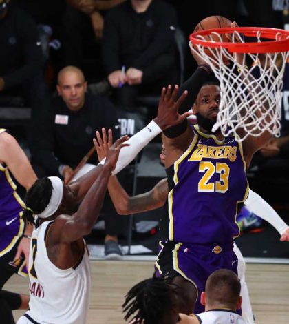 Lakers, primer finalista  de la NBA