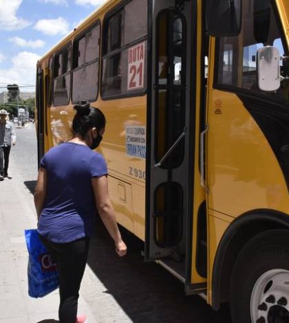 Camioneros potosinos incumplen medidas sanitarias por Covid: SCT