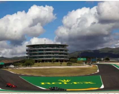 Bottas lidera complicados ensayos libres del GP de Portugal