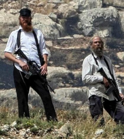 Colonos israelíes atacan y hieren a un palestino en Cisjordania