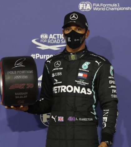 Hamilton logra la ‘pole’ en Bahréin; ‘Checo’ saldrá quinto