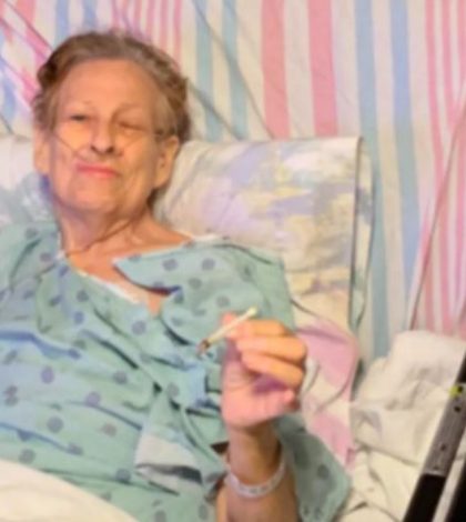Abuelita con cáncer terminal fuma marihuana con su nieto antes de morir