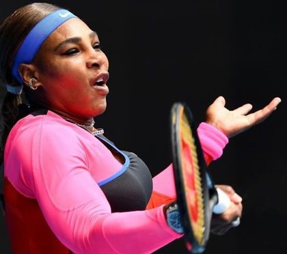 Serena disipa dudas tras vencer con convicción en la primera ronda del AO el primer gran slam del año