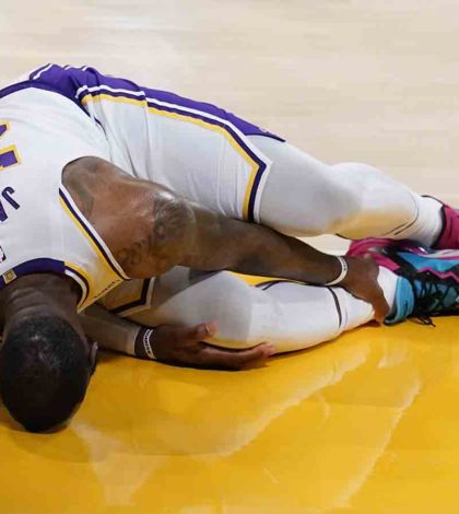 Malas noticias para Lakers, LeBron se rompe
