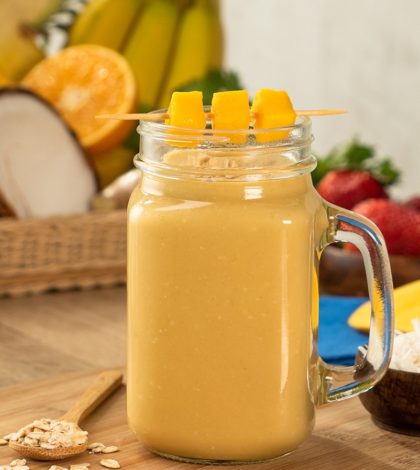 LICUADO DE MANGO CON LECHE DE AVENA