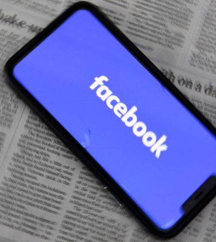 Facebook dejará de recomendar grupos de política