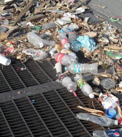 Llaman a potosinos a evitar acumulación de basura en la vía pública