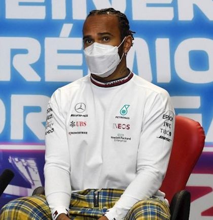 Lewis Hamilton: «quiero quedarme en  Mercedes para el próximo año»