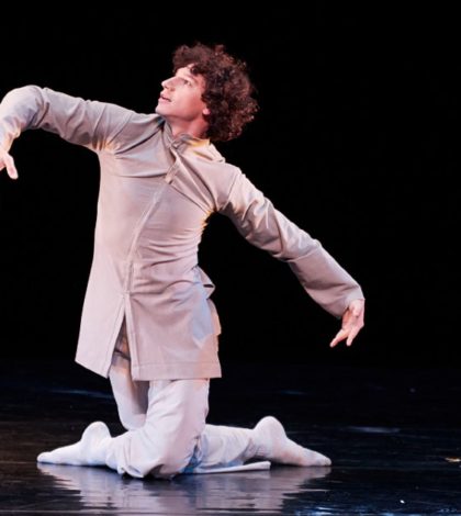 Bailarín Raúl Tamez llevará a Nueva York coreografía sobre migración