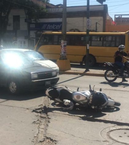 esta moto derrapó, una lesionada, Pedro Montoya y Eje Vial