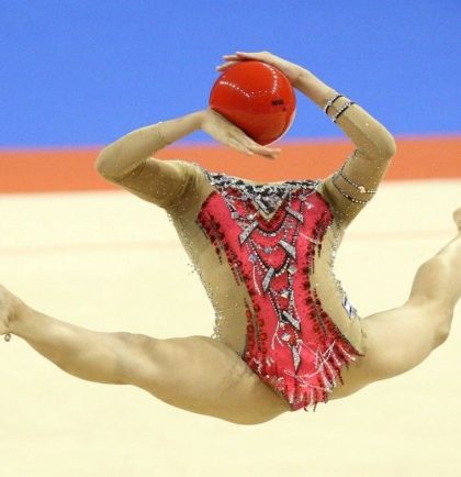 La increíble imagen de la gimnasta «decapitada»