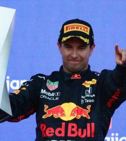 #Video: Checo Pérez gana el GP de Azerbaiyán y logra su primer podio en Red Bull