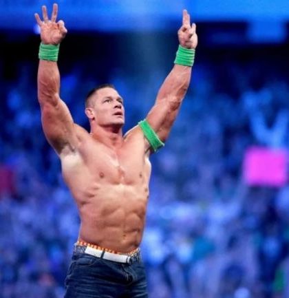 John Cena anunció su  vuelta a los encordados