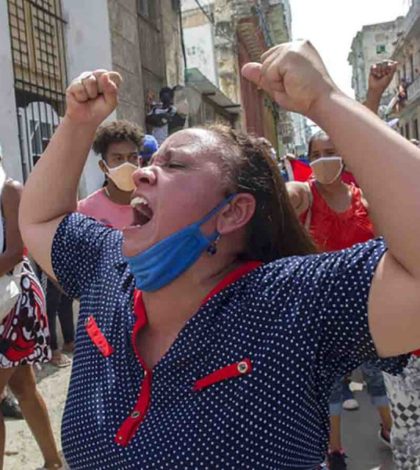 Cubanos aplauden medidas del gobierno, pero quieren más