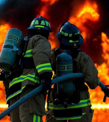 Reportan incendios «extremos» en oeste de EU y Canadá