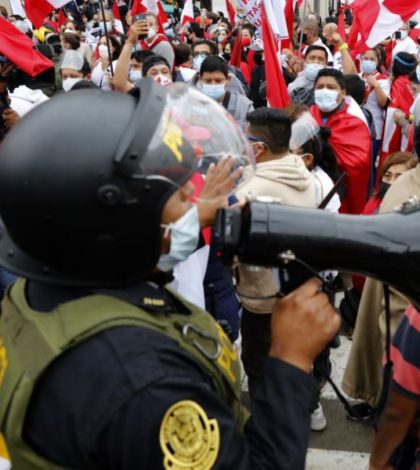 Policías, los más golpeados por la pandemia en Perú